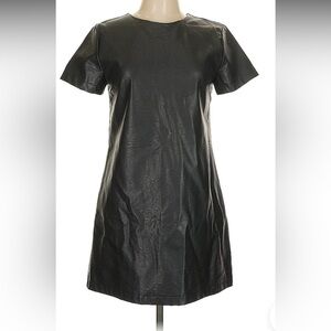 NWT Olivaceous Classic Black faux Leather T shirt shift Dress Back Zip size L